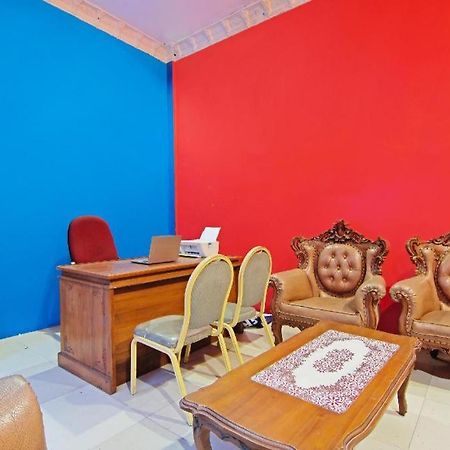 OYO 91510 Homestay Utama Syariah Pekanbaru Bagian luar foto