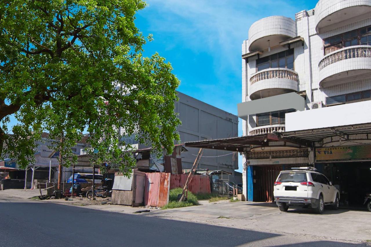 OYO 91510 Homestay Utama Syariah Pekanbaru Bagian luar foto