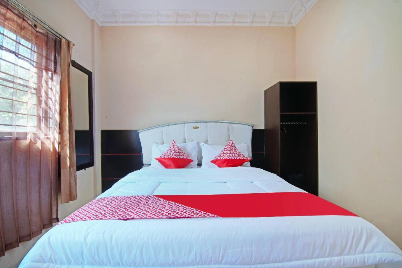OYO 91510 Homestay Utama Syariah Pekanbaru Bagian luar foto